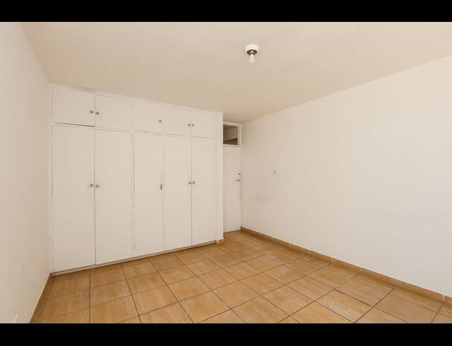1 BEDROOM SECTIONAL TITLE TO LET IN SOUTH BEACH